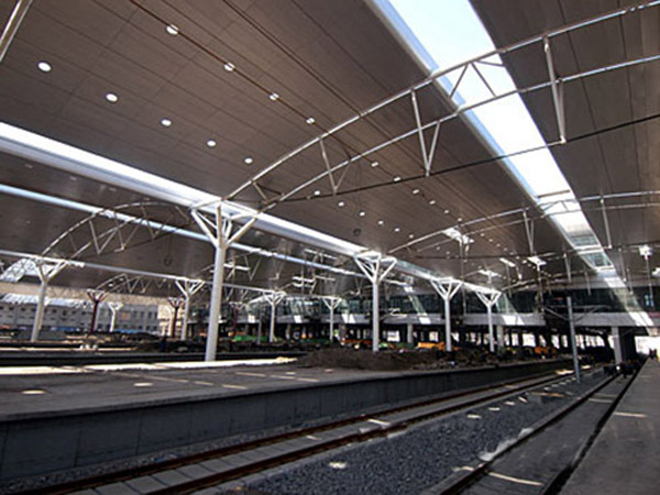 ���̰���